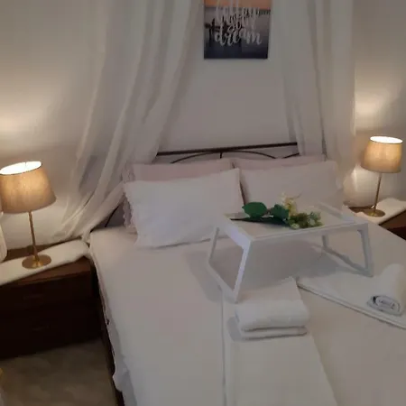 Captain's Beauty & Wellness House Vakantiehuis Stratoni