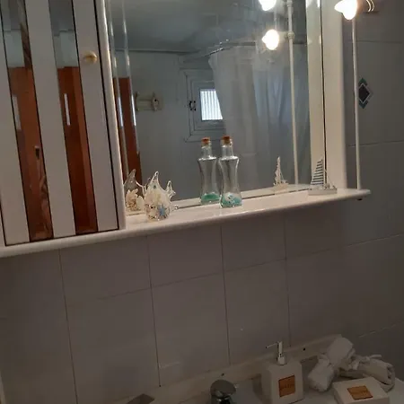 Captain's Beauty & Wellness House Vakantiehuis Stratoni