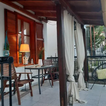 Captain's Beauty & Wellness House Tatil Evi Stratonion